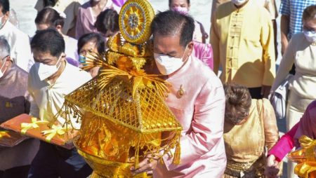 บุญกฐินใหญ่