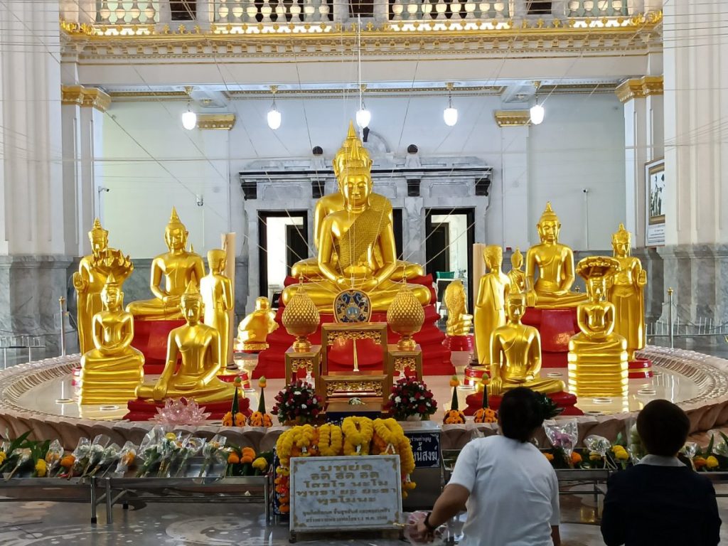 หลวงพ่อโสธรโฉมใหม่ ที่แตกร้าวแล้ว