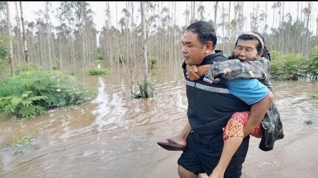 นายกสายลุย
