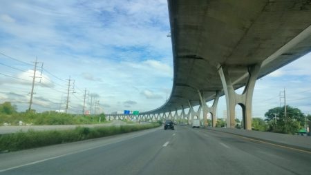 ทางด่วนบูรพาวิถี
