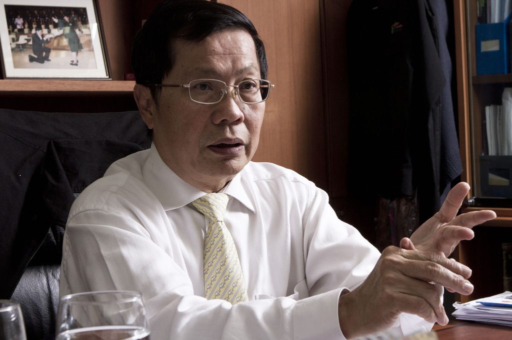 นิพนธ์ พัวพงศกร